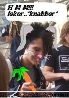 :x:x:xcine l`a facut shi eu o poza cu bill..e foarte iepurash aici poza funny...