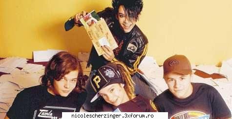 ce  nice:d:d poze cu tokio hotel....