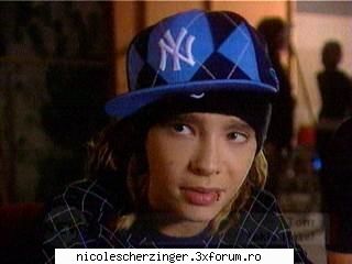 e un micutz il vreau poze cu tom...